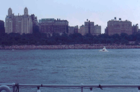 Bild11TN Folkuplopp New York.jpg