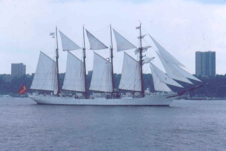 Bild18TN Spanskt Skolfartzg.jpg